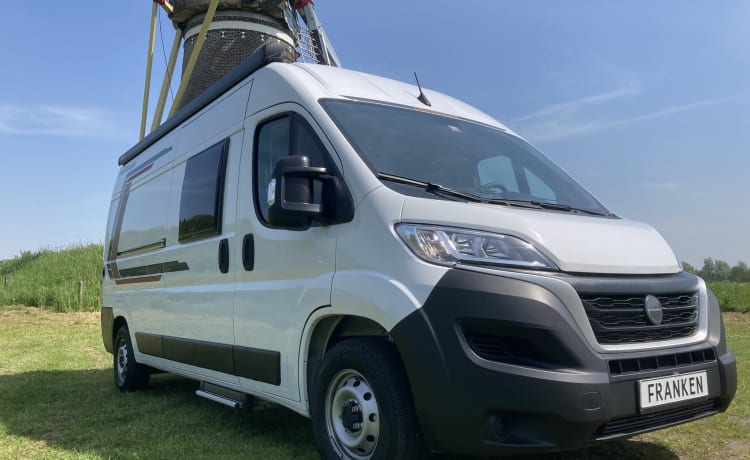 Weinsberg CaraBus 600 MQ als nieuw uit 2023