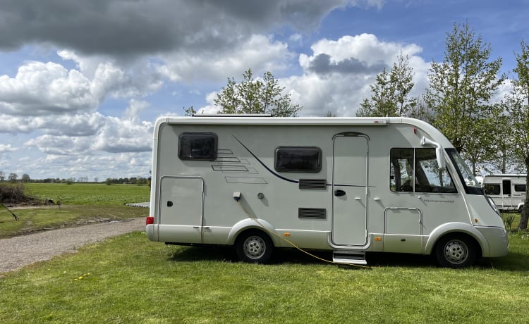 Hymer B-514 intégral