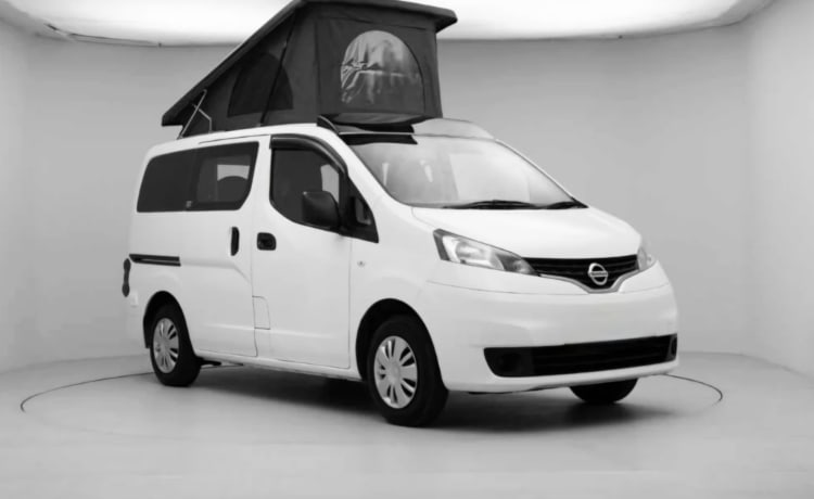 Share Cloud – 6p Nissan campervan 2010