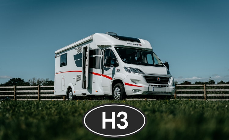 H3 – FIAT SUNLIGHT T68 luxe 4-persoons slaapplaats, ideaal voor 2 koppels of een gezin van 4