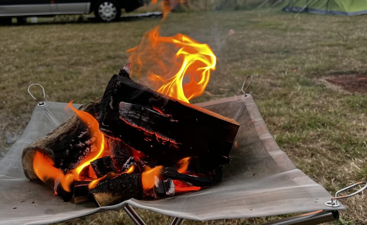 Joy – Wohnmobil mit Holzofen