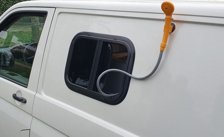 Bornfree  – Bornfree, adventure camper van