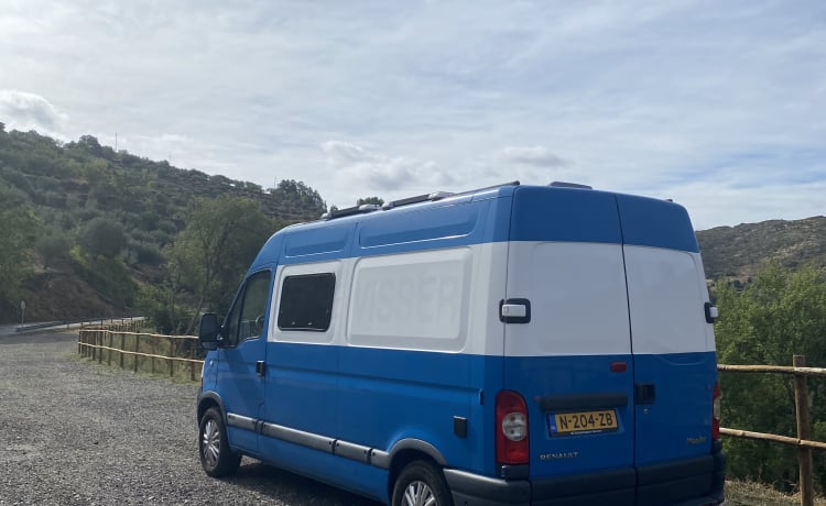 R2D2 – Renault Master L2H2 pour 2 personnes