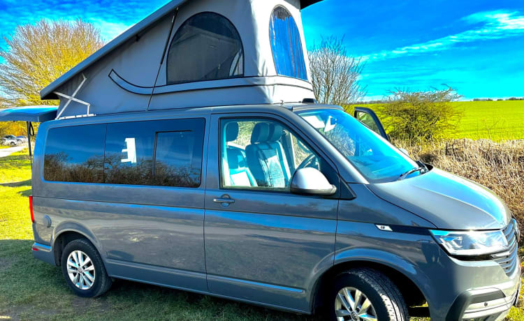 VW T6.1 Transporter mit Standheizung (ideal für den Winterurlaub!)