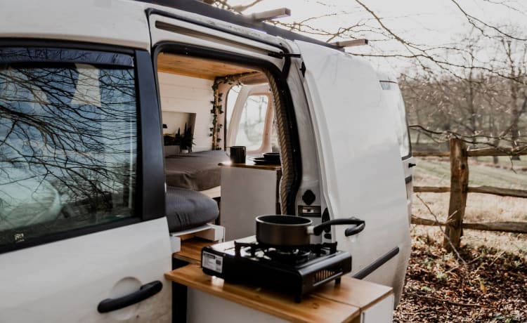 VW Caddy MicroCamper: accogliente e moderno