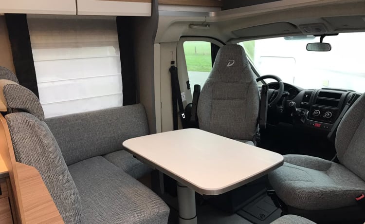 Just T6812 – Dethleffs motorhome for 2 persons