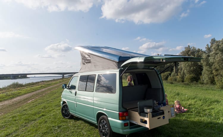 Tobias – Volkswagen T4 campervan uit 1996