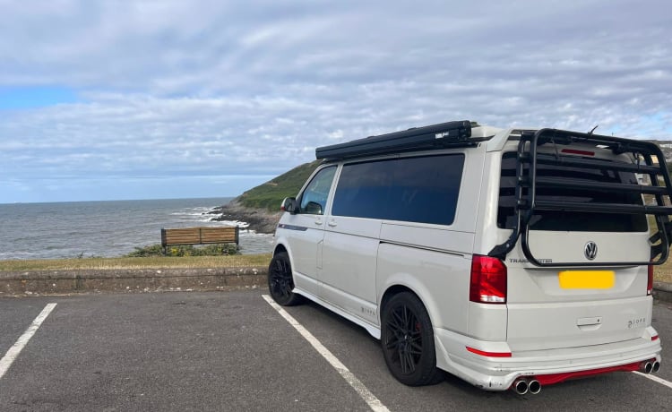 VW_VACAY – 4 berth Volkswagen campervan from 2020