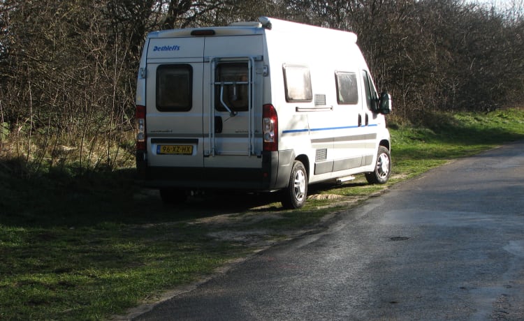 Tour France with our LUXURY BUS CAMPER 6 speed*