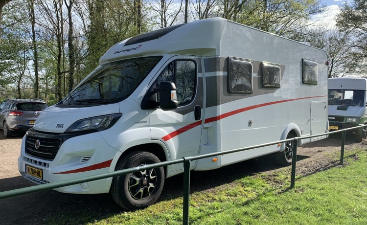 4 Personen Sunlight T69L von 2018