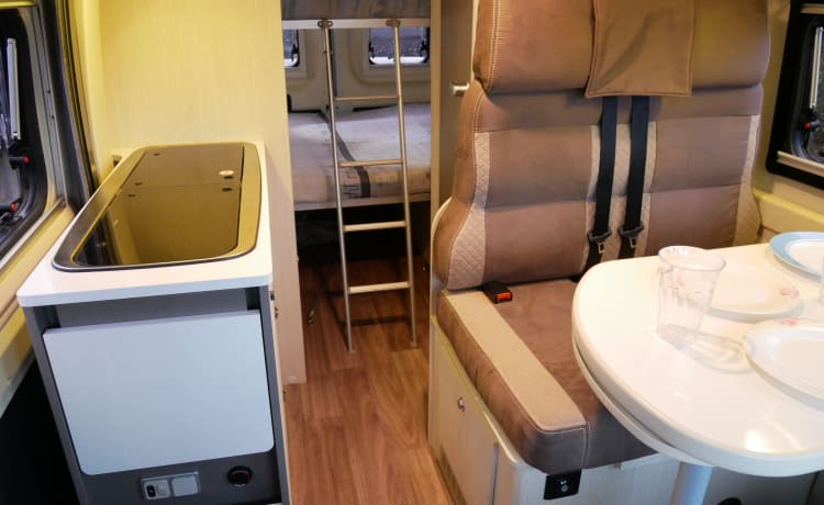 Chausson4, 4 couchages- 4 places, Lit superposé !