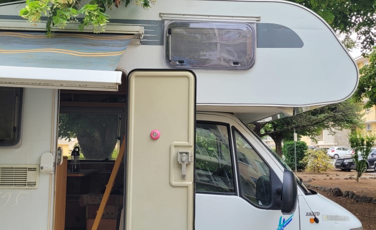 Disco Volante – 6-persoons camper - Voor gezinsvakanties