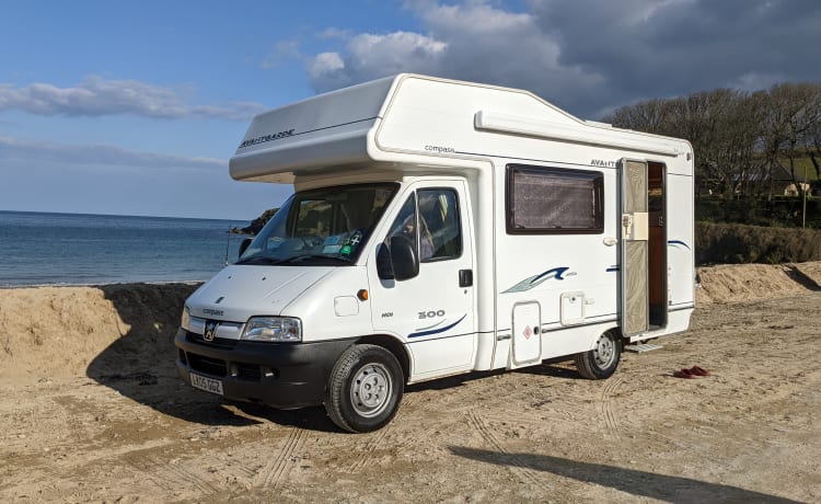 Kernow Explorer – Familienwohnmobil für 4 Personen im Herzen von Cornwall