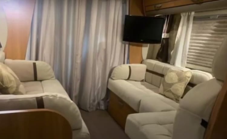 Rhona  – 6 berth Swift Kontiki 679 integrated from 2008