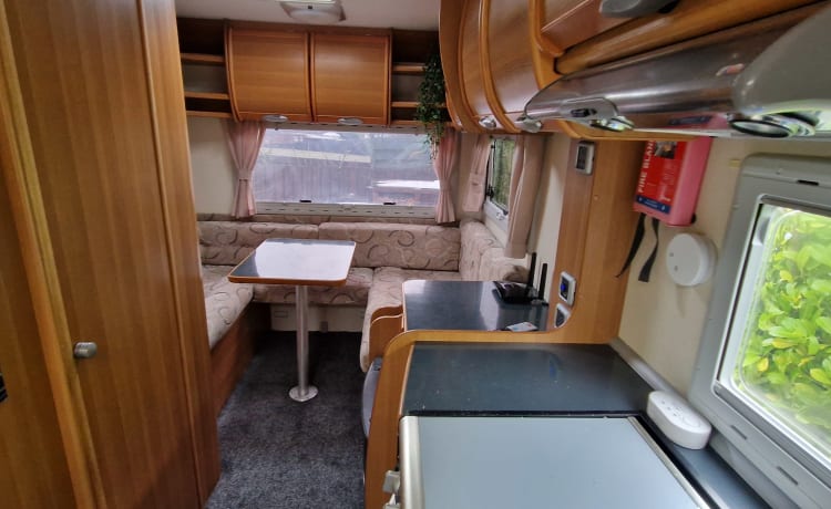 Boblet – 6 berth family motorhome