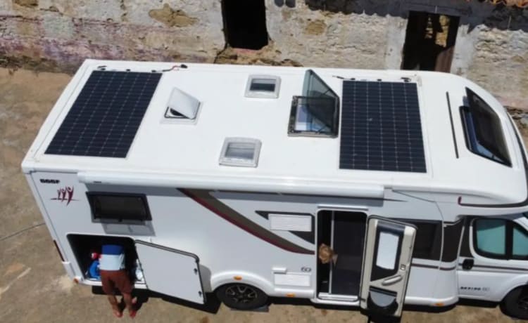 Mobil home Rapido. Suitable for free camping