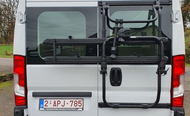 v114 – 2 pers bus camping-car 2021