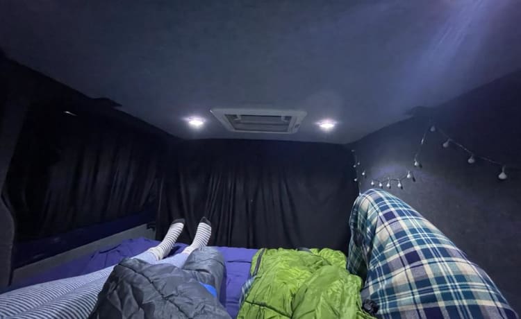 Big Blue – 2 berth Ford campervan from 2013