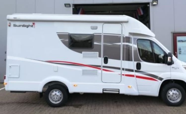 H- type – Compact camper with automatic transmission, luxury camper with all the trimmings