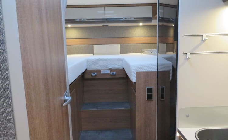  DETHLEFFS  Luxe 4 persoons camper uit 2020