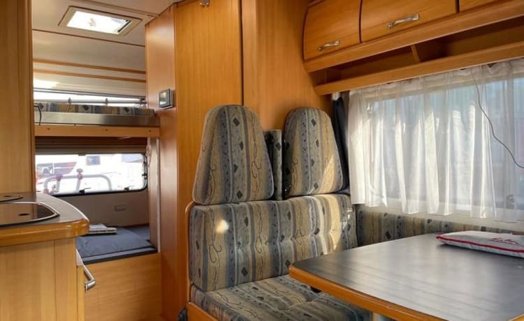 Keesje.de.camper – 4p LMC alcove uit 2005