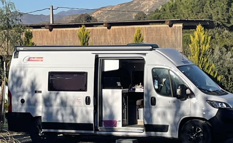 Vany  – Residential camper self-sufficient