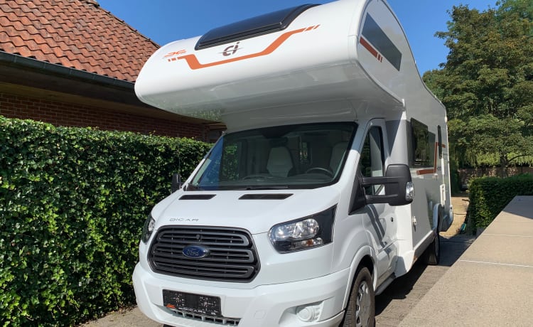 Ford Ci Horon 170PK, travel comfortably with this practical mobile home