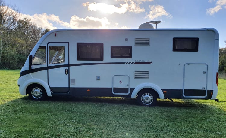 Sidney – Luxe high-end A-klasse camper