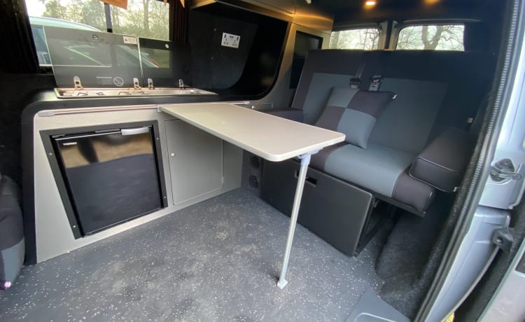 Indy – Indy - Camper per famiglie VW T6 - Aria condizionata, riscaldamento