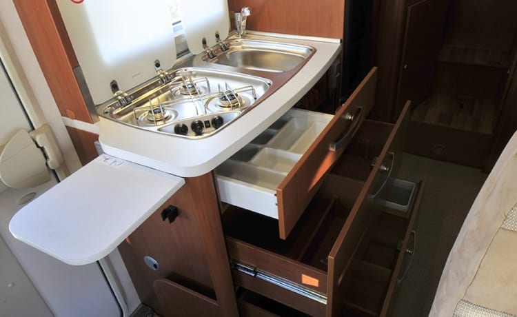 Liedje – Zeer LUXE Hymer Exsis-i met 2x AIRCO