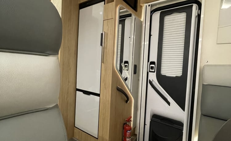 The Kub – The ultimate luxurious motorhome