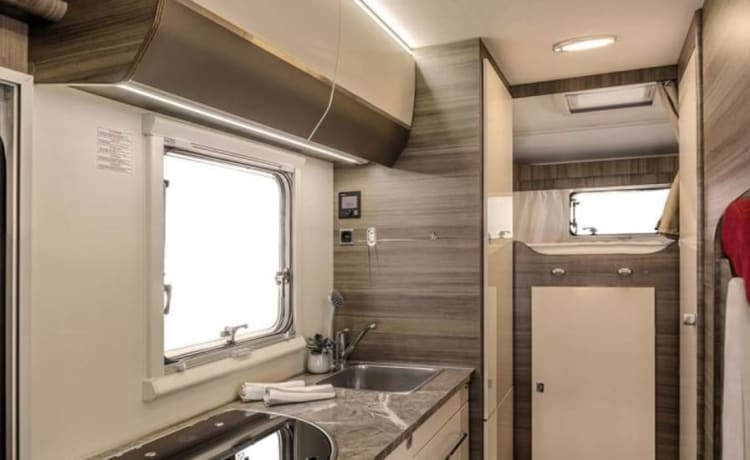 6 berth Ford alcove from 2021