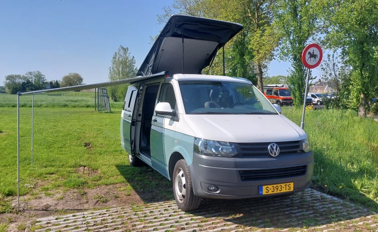 Ayo – Volkswagen Transporter tsi