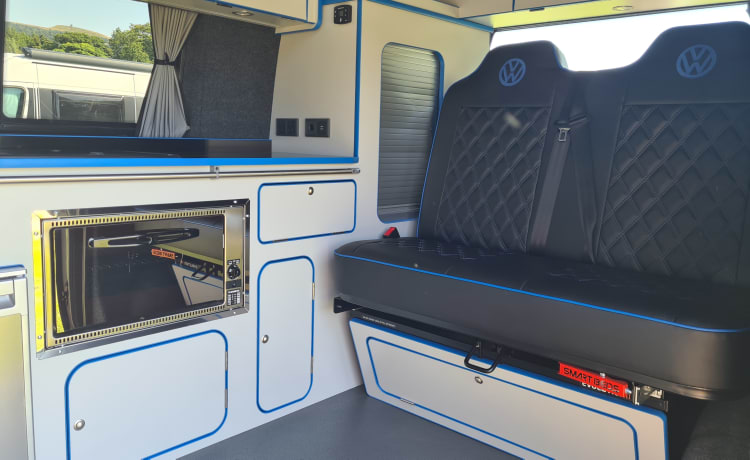 Valerie – VW T6 2021 Brand new camper conversion 