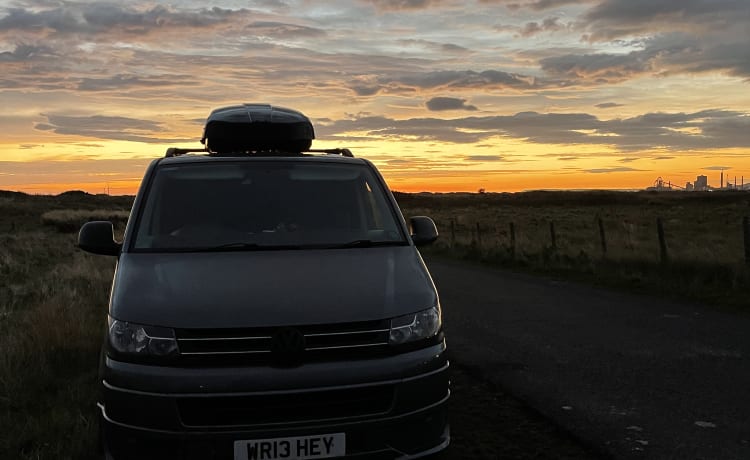 WRIGHEY TRAVELS  – NOLEGGIO VW TRANSPORTER T5