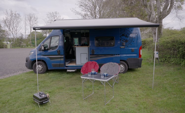 Big Baloo  – Volledig beladen, 2-persoons, off-the-grid campervan in Yorksihre