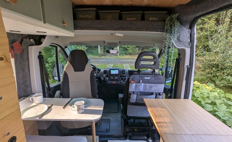 Vennie – 2p Fiat Ducato Buscamper