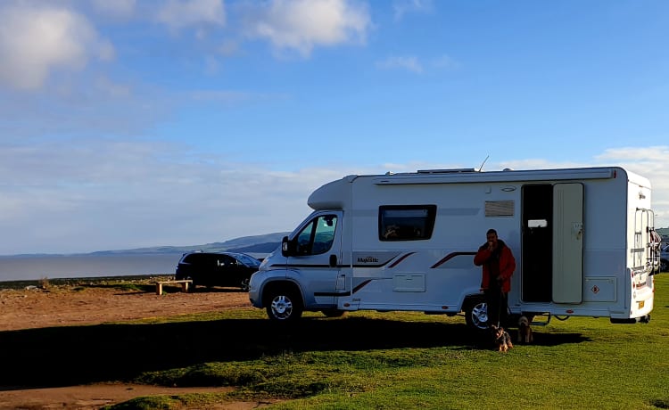 Roxanne – Hondvriendelijk, 2 slaapplaatsen, avontuurlijke vakantie