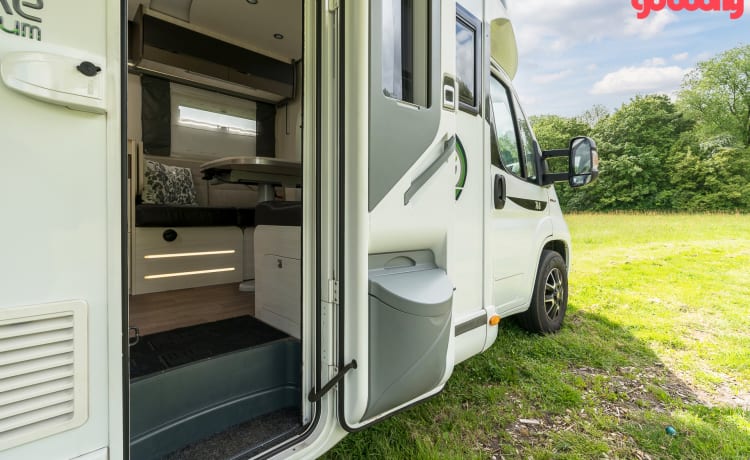 4p Chausson semi-integrated uit 2019