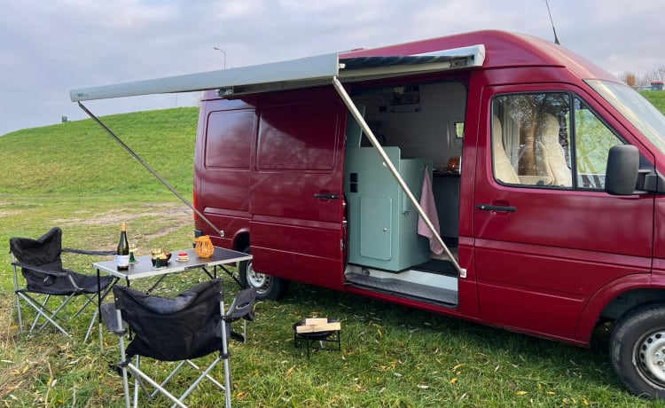 DiDi – Camping-car VW Bus 2p autosuffisant à la hanche