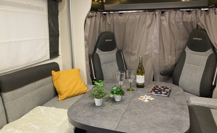 Droom op wielen! – Luxe family camper met zeer grote leefruimte