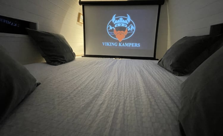 The Viking Kamper – MASSGESCHNEIDERTER CAMPERVAN - Mercedes-Benz Sprinter mit 2 Schlafplätzen
