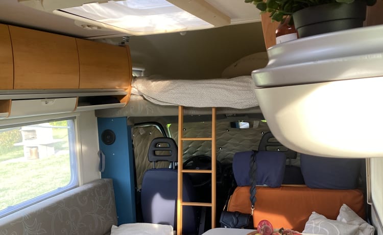 De Comfort Cruiser – Votre propre maison sur roues ! Camping-car avec alcôve Hymer luxueux, spacieux et fiable