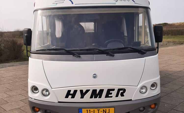 Hymer B584