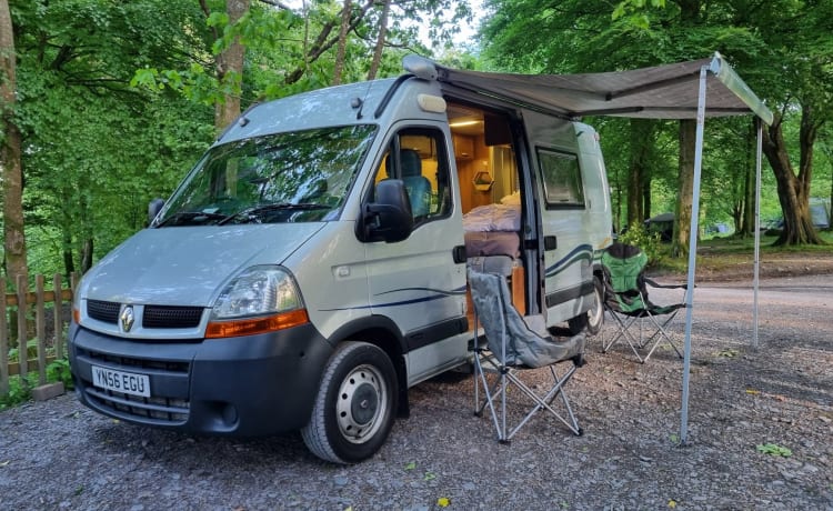 Henry – Off grid 3 Berth Camper - Noord-Wales - Snowdonia - Conwy