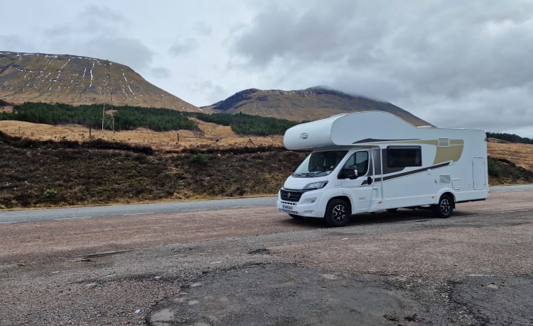 Coleman Campers  – 6 berth Carado - spacious family motorhome 