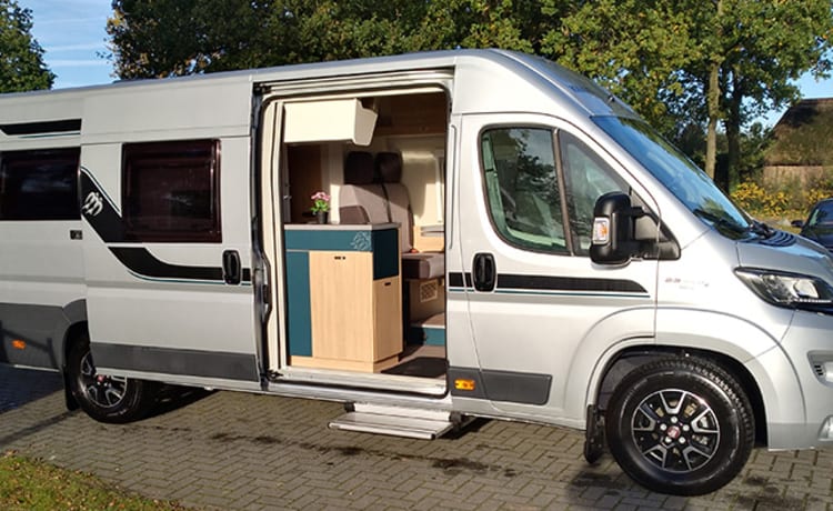 Automatischer Luxus-Knaus-Van