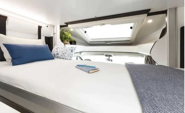 9. Marco Polo – Luxe camper Benimar Tessoro 468 Northautokapp