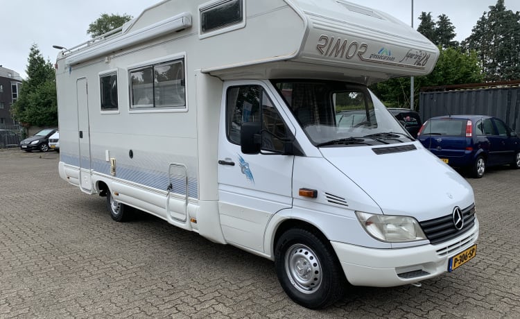 Bari – family camper 7p Rimor alcove from 2001