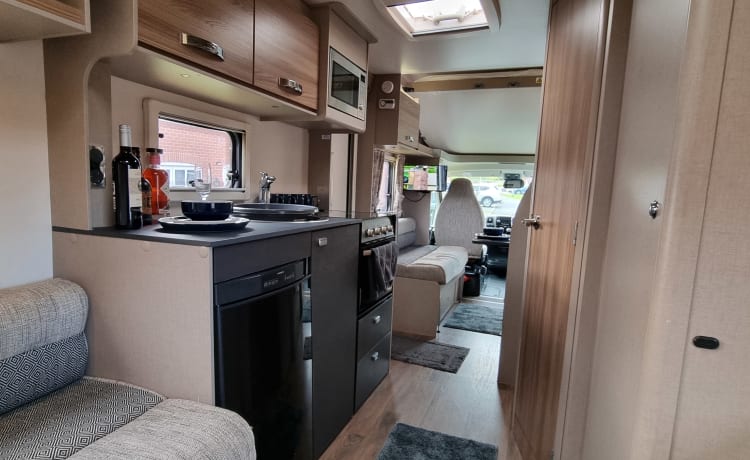 Poppys Delight – 6 berth Swift semi-integrated from 2021